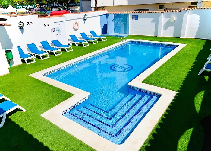 Hotel Ping Pong: Hotel Comarruga Platja